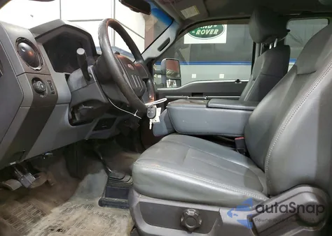 2011 Ford F450 Super Duty z USA, uszkodzony, nr VIN 1FD0X4HT2BEB89351